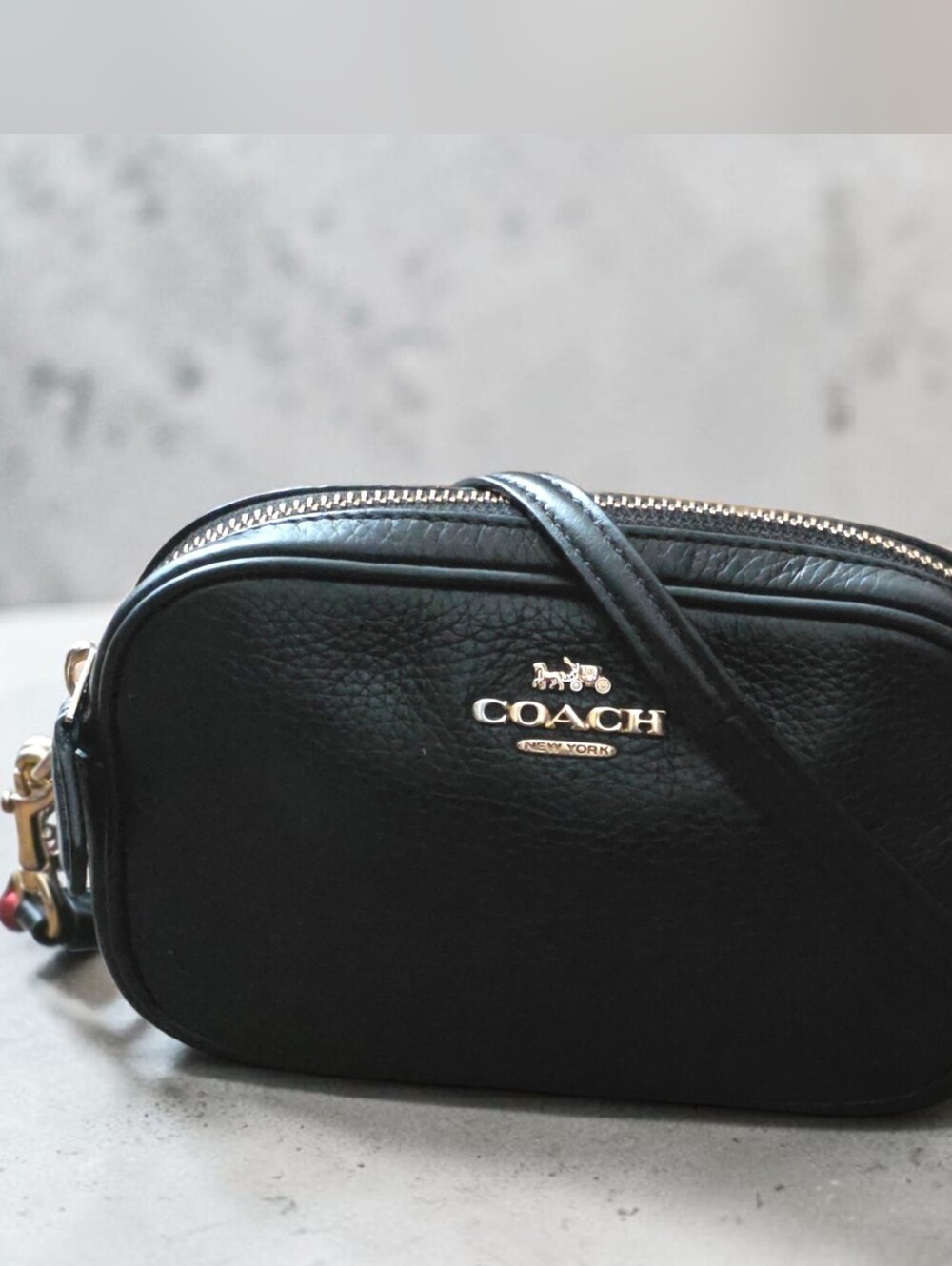 COACH F34805 Convertible Belt Bag Black Pebble Leather Crossbody Waist Fanny Pac - Picture 4 of 11